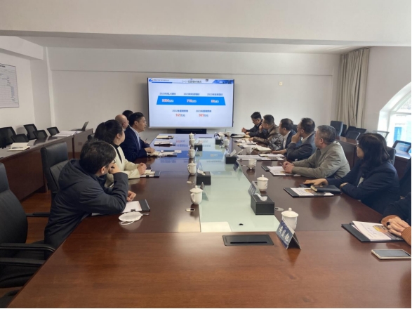 搶進(jìn)度 保質(zhì)量 抓機(jī)遇 促發(fā)展—集團(tuán)公司黨委書記、董事長(zhǎng)王元斌一行蒞臨城市更新公司調(diào)研指導(dǎo)工作.png